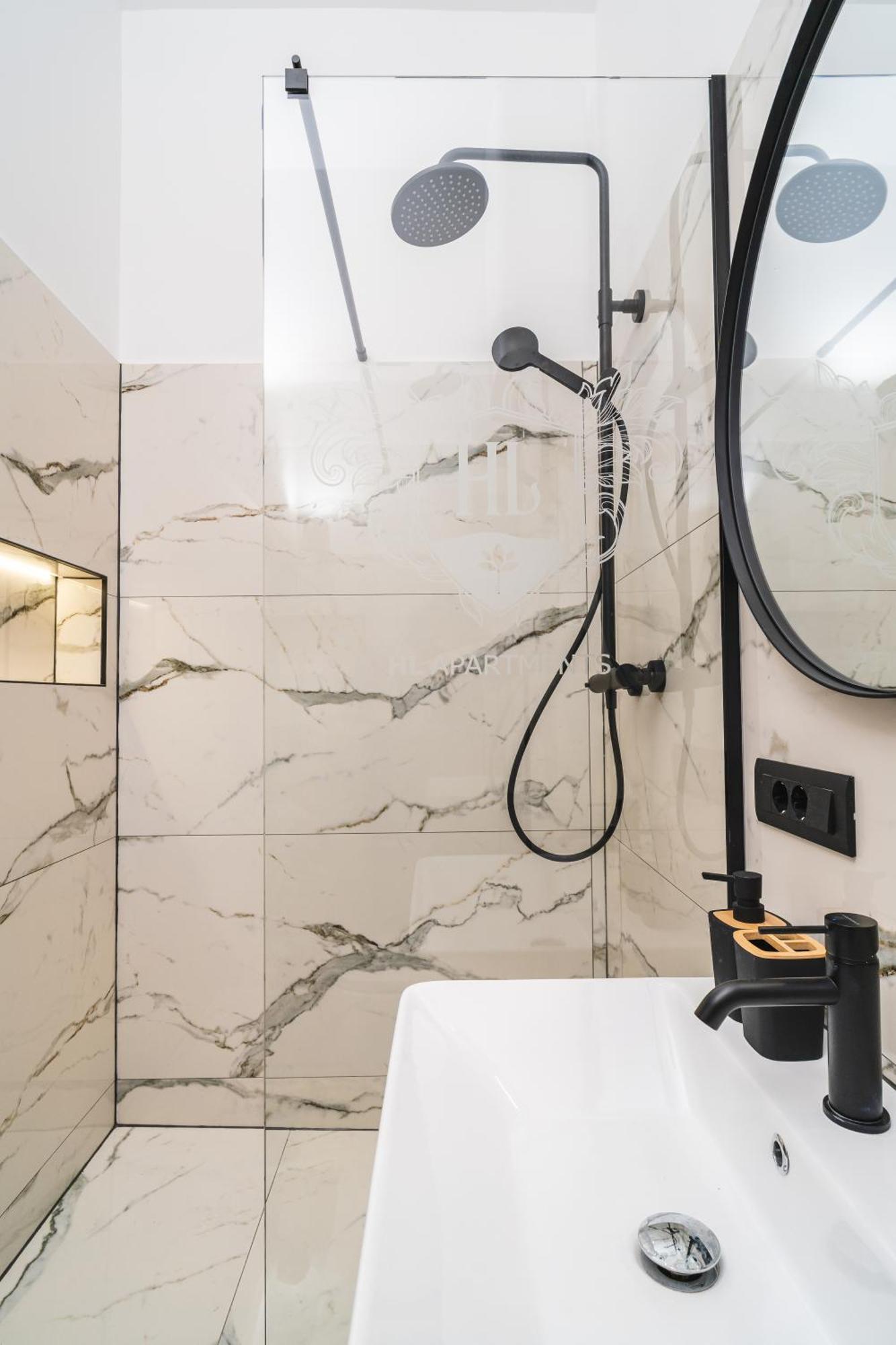 Hl Apartments Марибор Экстерьер фото